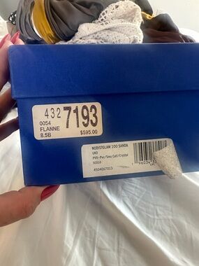 Stuart weitzman heels sandals 8.5/ 39.